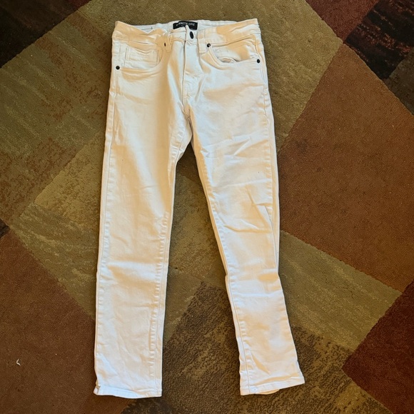 **LIKE NEW** Men’s Kenneth Cole Slim Fit Denim Jeans - Picture 3 of 6